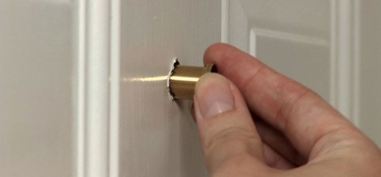 peephole door repair in Plumas Lake